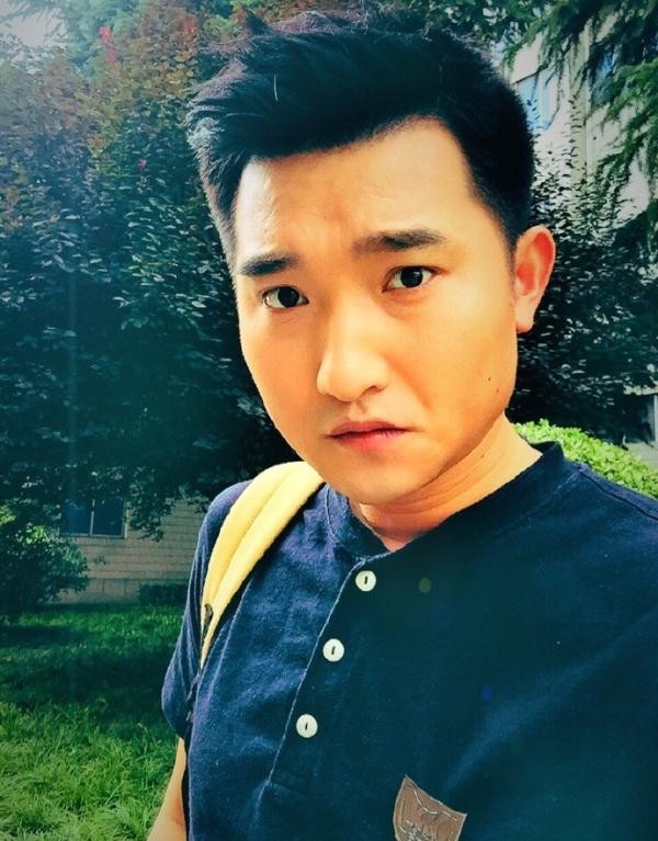 奋斗的第一张照片--北京交友中心