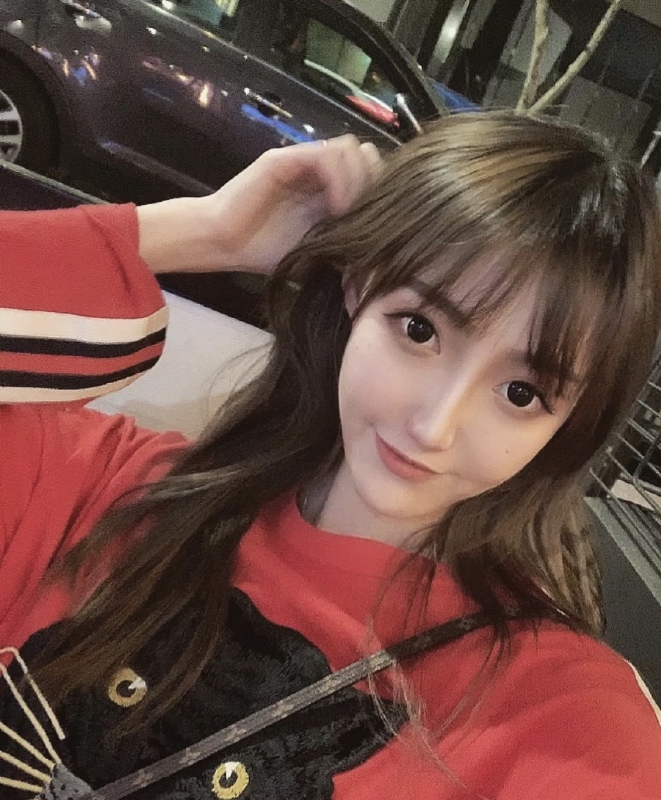 安娜的第一张照片--北京交友中心