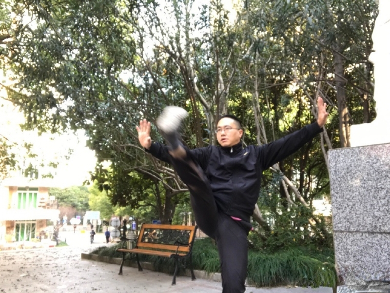 自故深情好受伤的第三张照片--北京交友中心